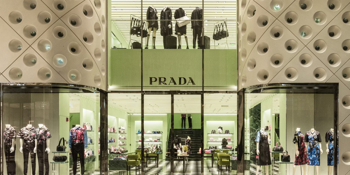 Prada Shoes Outlet brand that to popularity